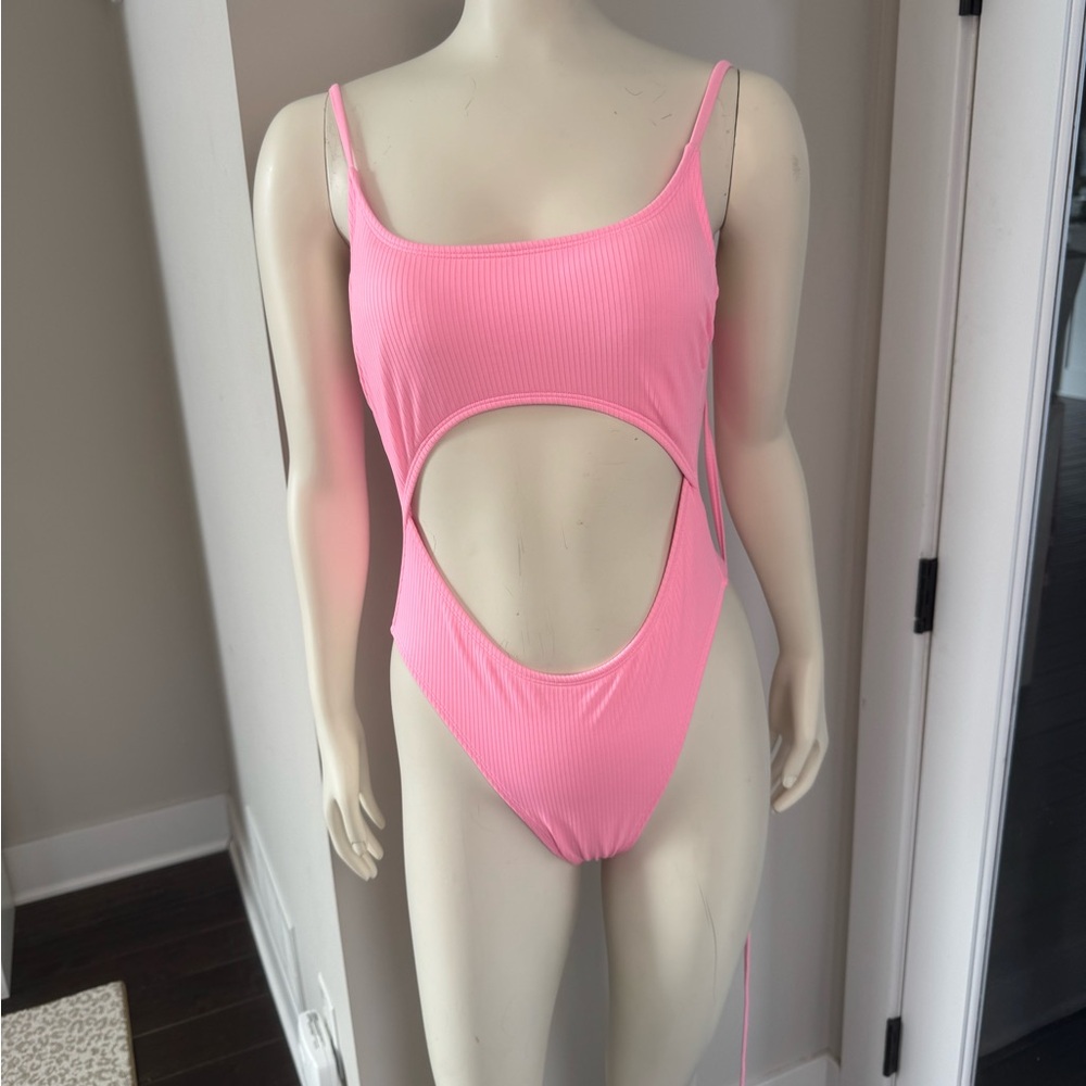Wild Fable Pink One-Piece Swimsuit Size Small
